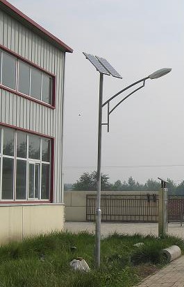 Solar-LED-Straßenlaterne 18W