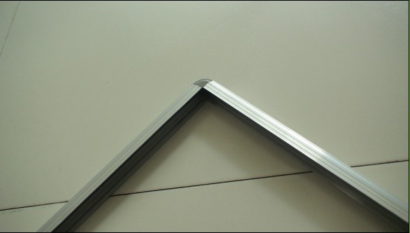 E-Licht speziellen Aluminium ① 2.5LED