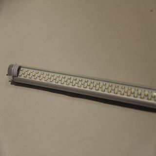 LED Leuchtstoffröhre 031