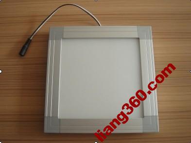 LED-Panel leuchtet